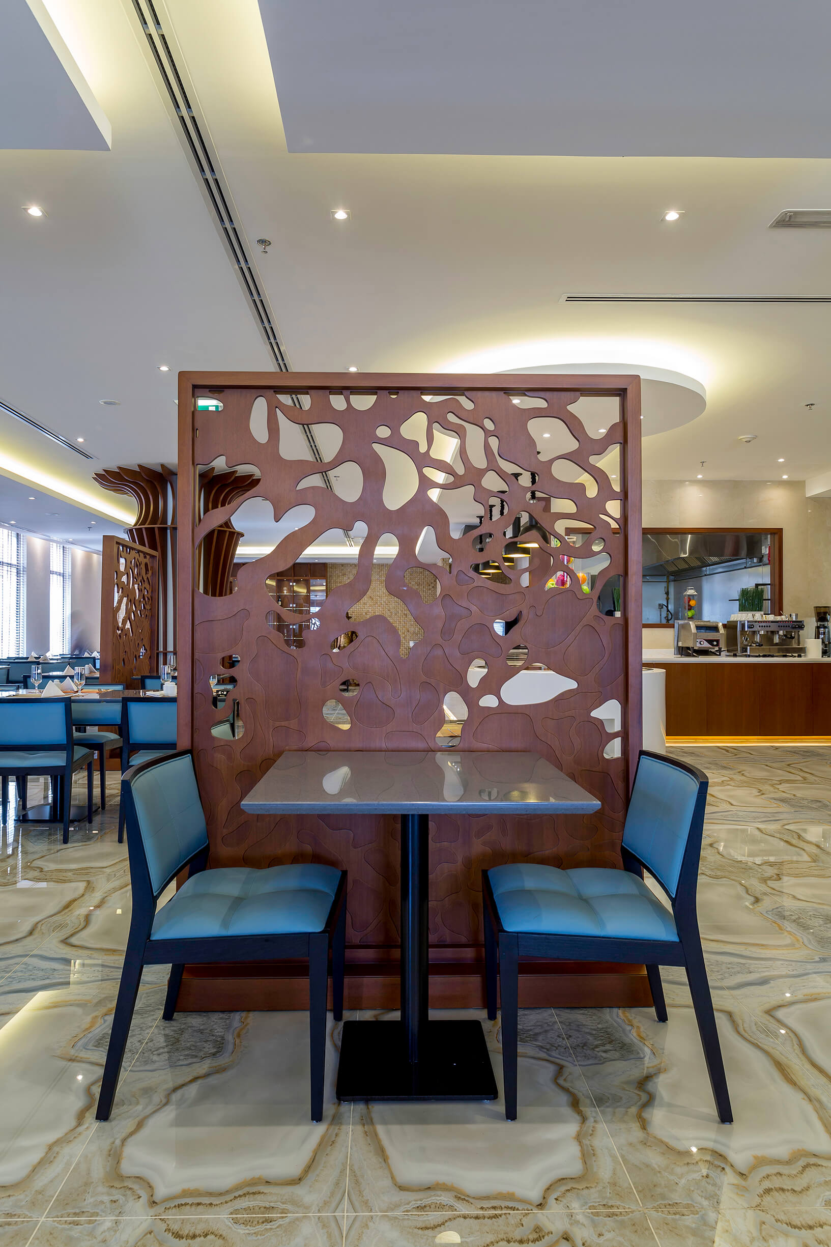 Interior design of mercure gold hotel by kg design studio photo 12