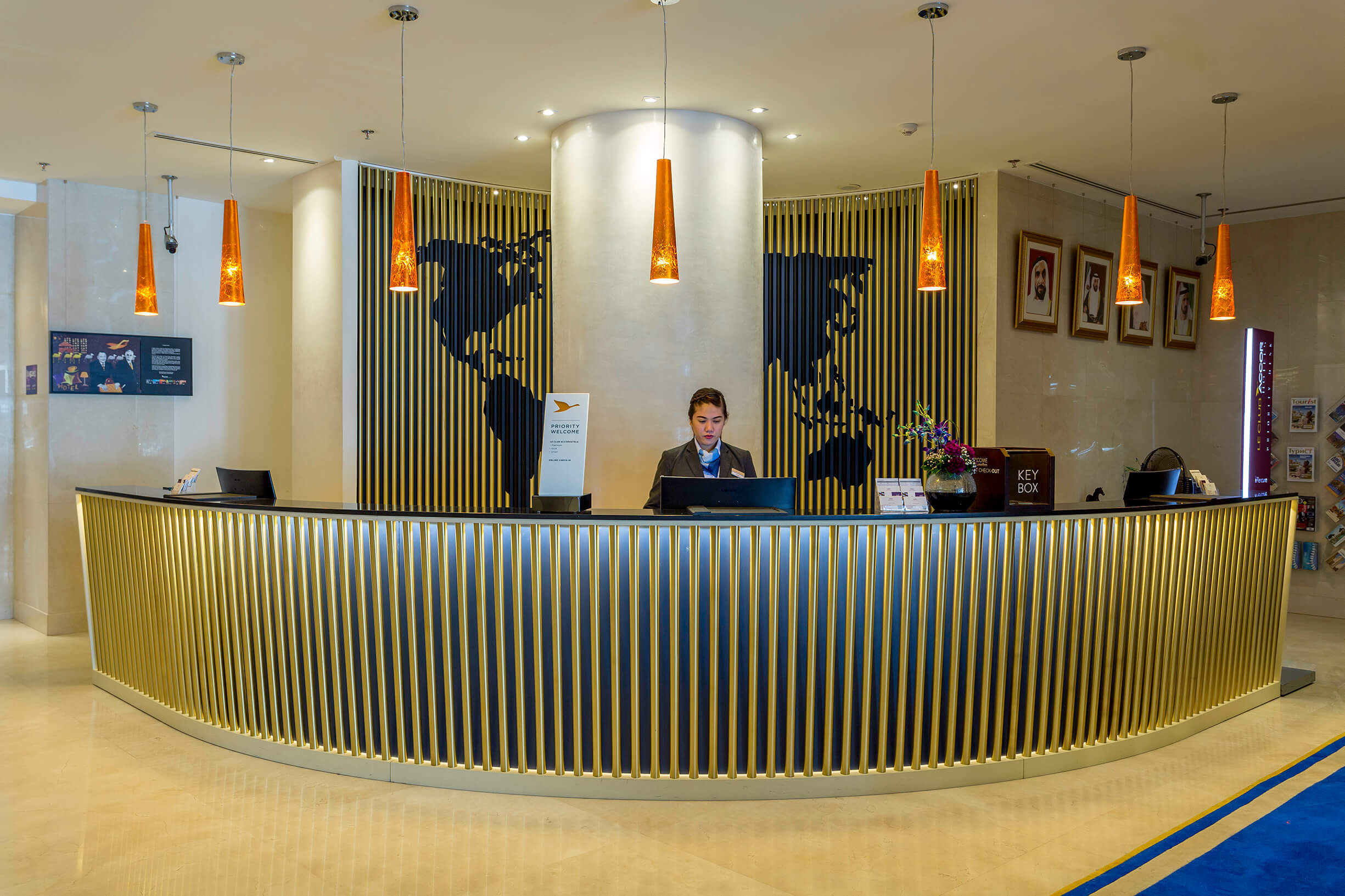 Interior design of mercure gold hotel by kg design studio photo 31