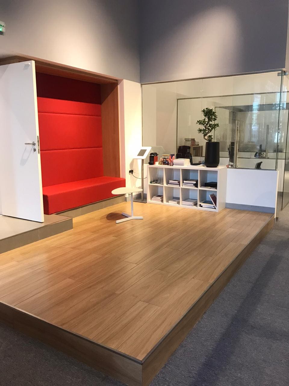 Christie back office gallery design by kg design photo 6
