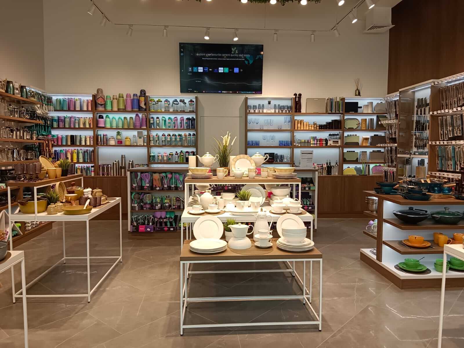 Fissman store design by kg design photo 4